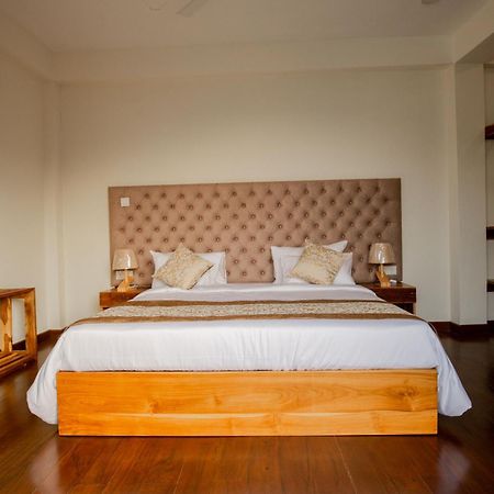 Manthra Leisure Hotel Kandy Eksteriør billede