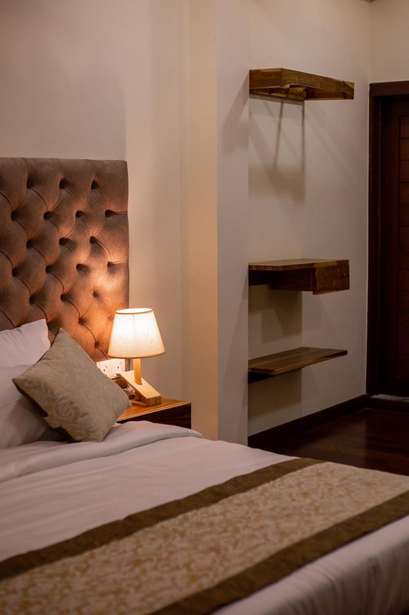Manthra Leisure Hotel Kandy Eksteriør billede