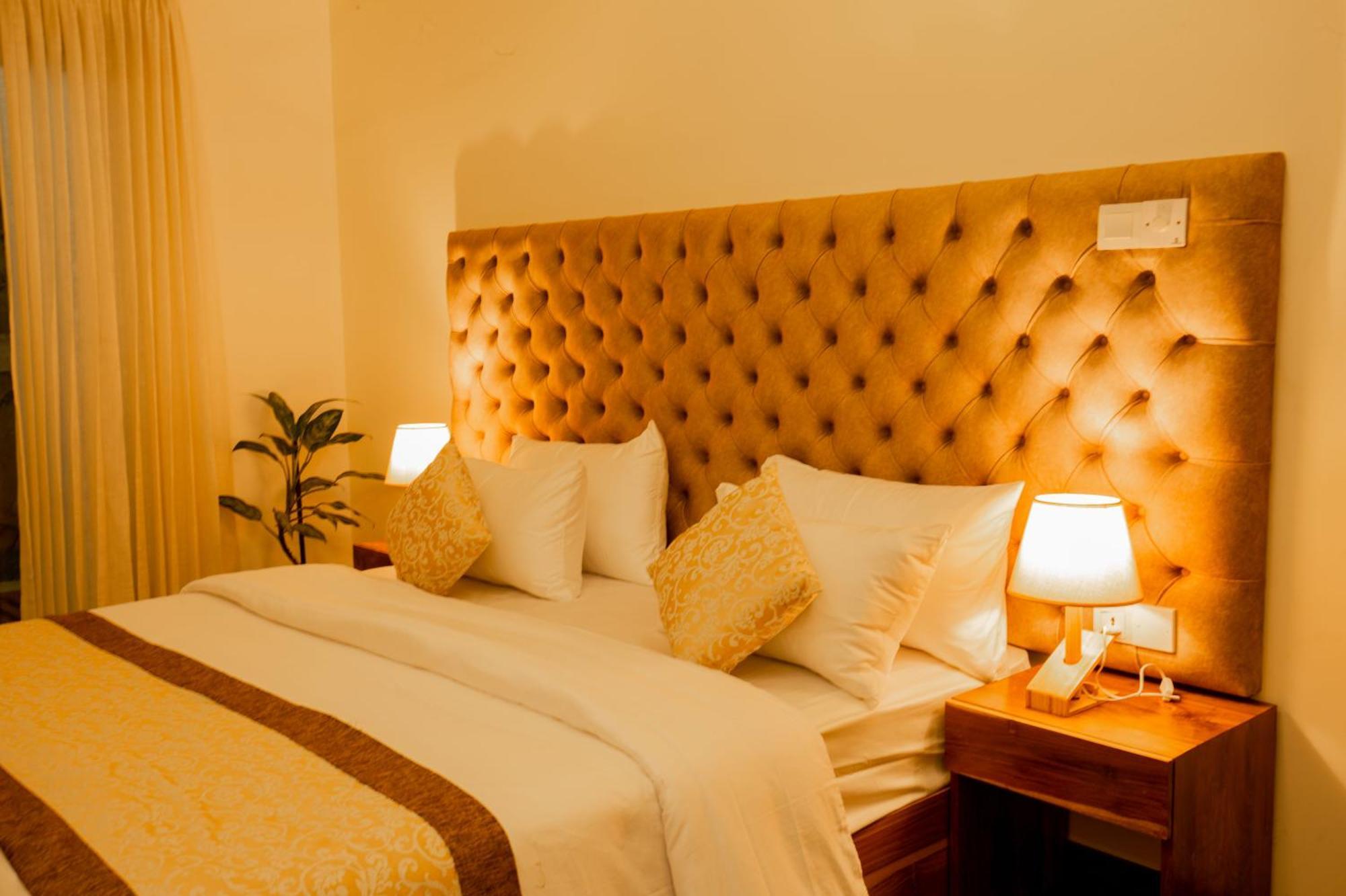Manthra Leisure Hotel Kandy Eksteriør billede