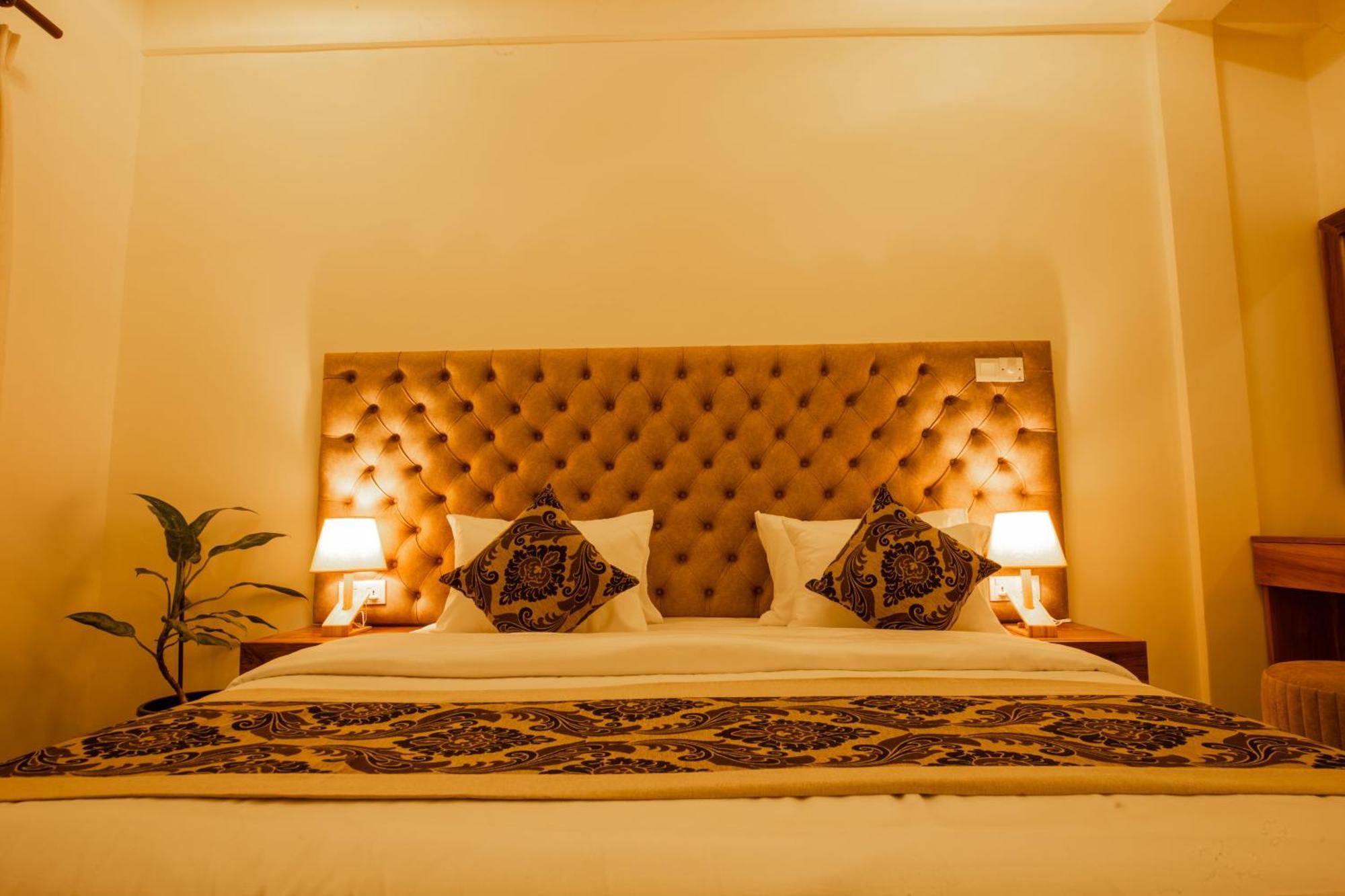 Manthra Leisure Hotel Kandy Eksteriør billede