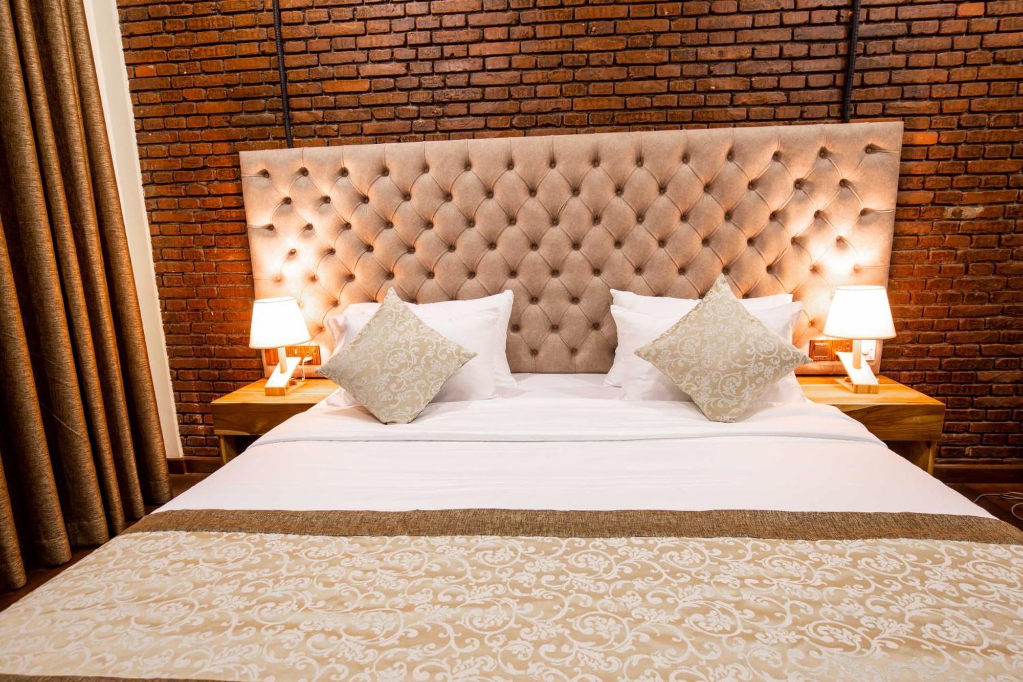 Manthra Leisure Hotel Kandy Eksteriør billede