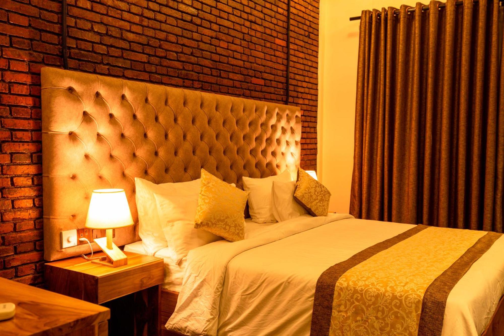 Manthra Leisure Hotel Kandy Eksteriør billede