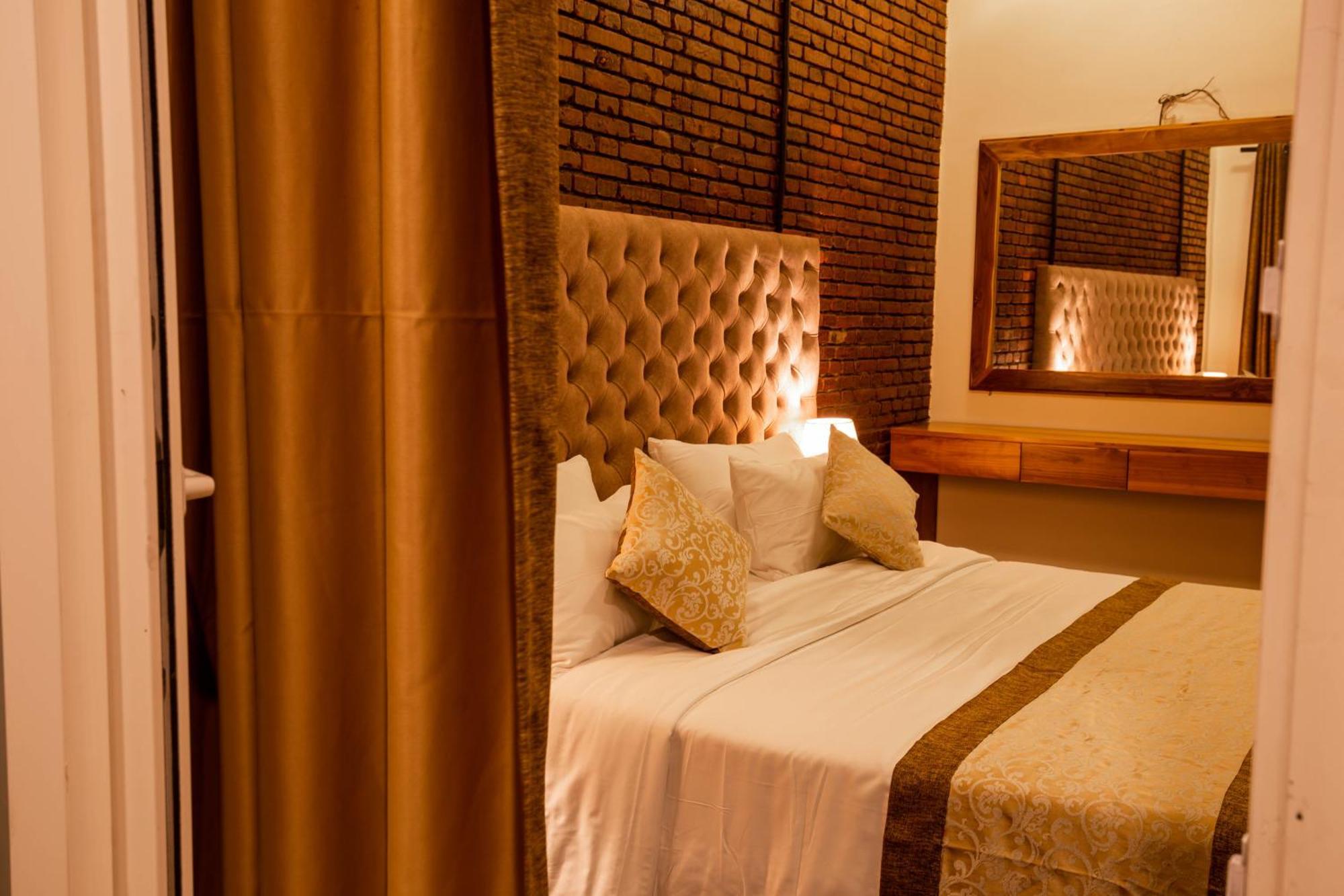 Manthra Leisure Hotel Kandy Eksteriør billede