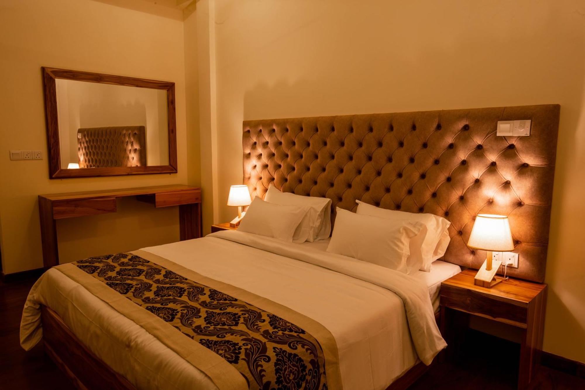 Manthra Leisure Hotel Kandy Eksteriør billede