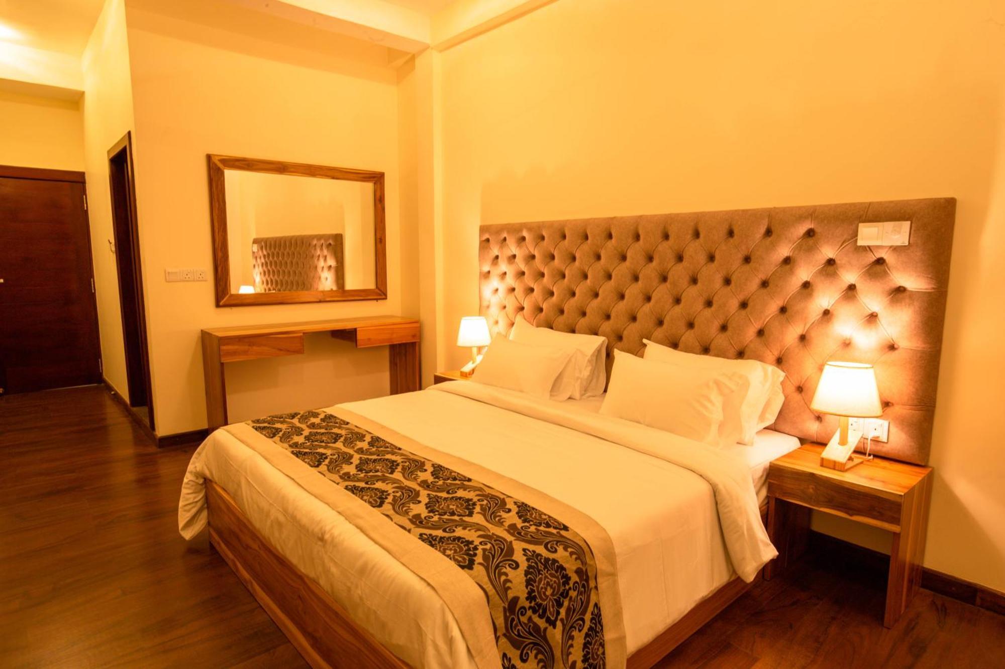 Manthra Leisure Hotel Kandy Eksteriør billede